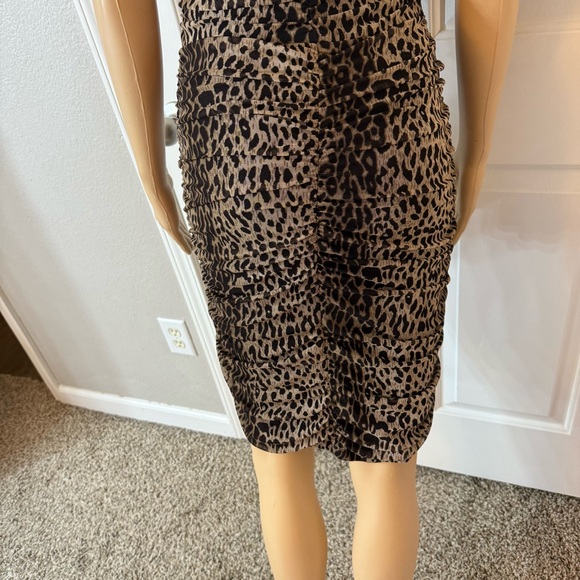 Leopard Print Y2K Bodycon Dress - Picture 5 of 8